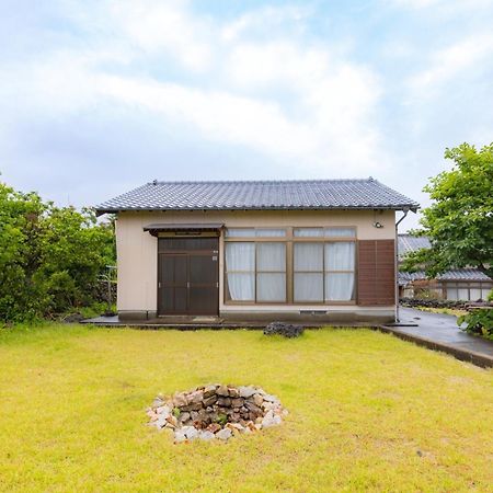 Goto I-House Villa Exterior photo